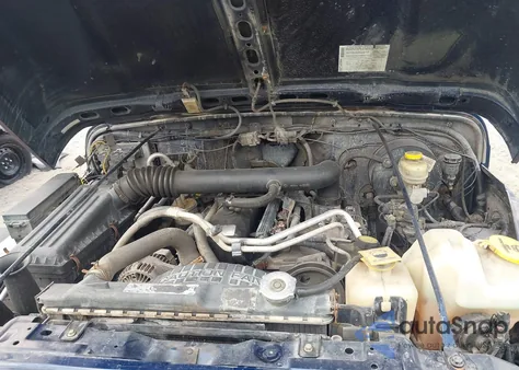 2004 Jeep Wrangler X из США, поврежденный, VIN 1J4FA39SX4P790573